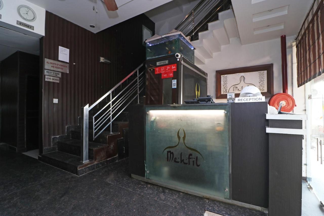 OYO 22677 Hotel Mehfil Rājpura Exterior foto